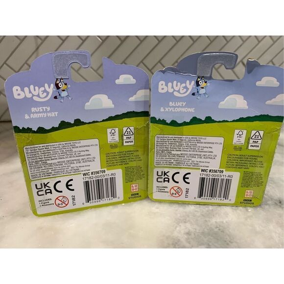 Bluey & Xylophone Bluey Story Starter Pack & Rusty Playset Army Episode Army Hat - Picture 4 of 4